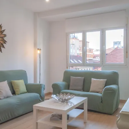Av Palencia 3 Apartamento